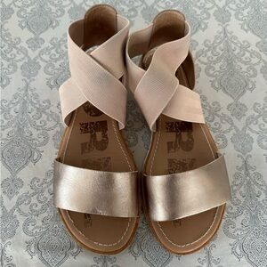 Sorel Women's Beige Ella II NL3202-204 Cross Strap Gladiator Sandal Size 7